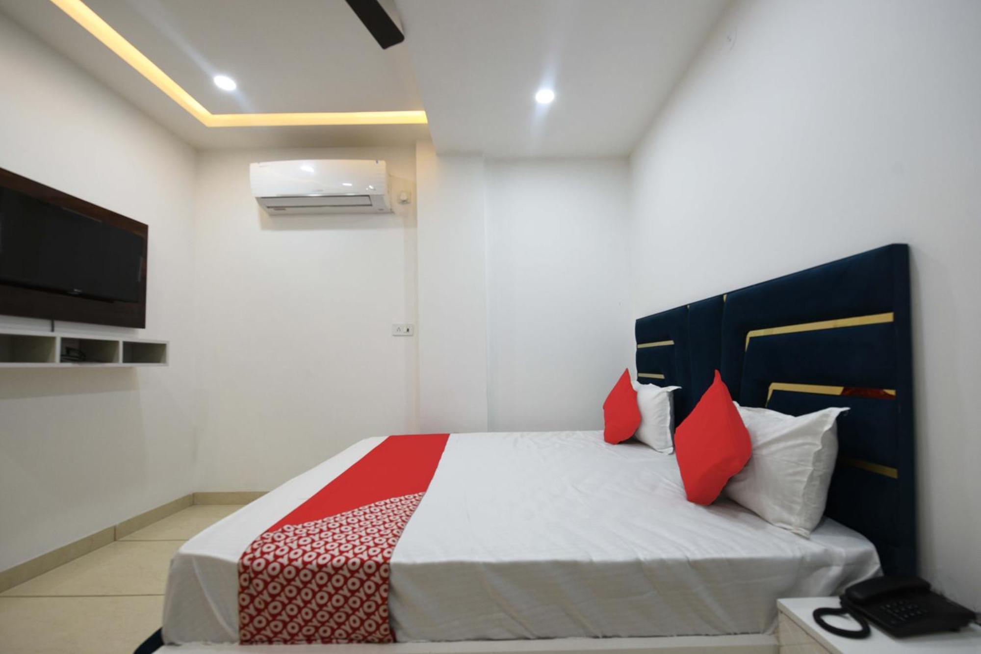 Hotel O Empire State Delhi  Buitenkant foto