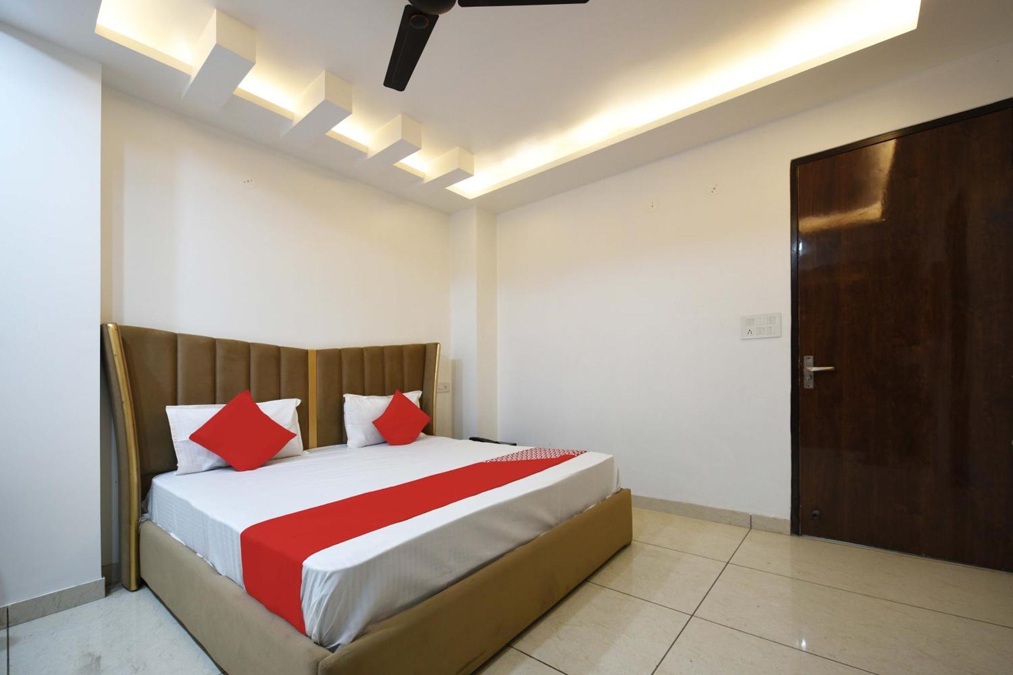 Hotel O Empire State Delhi  Buitenkant foto
