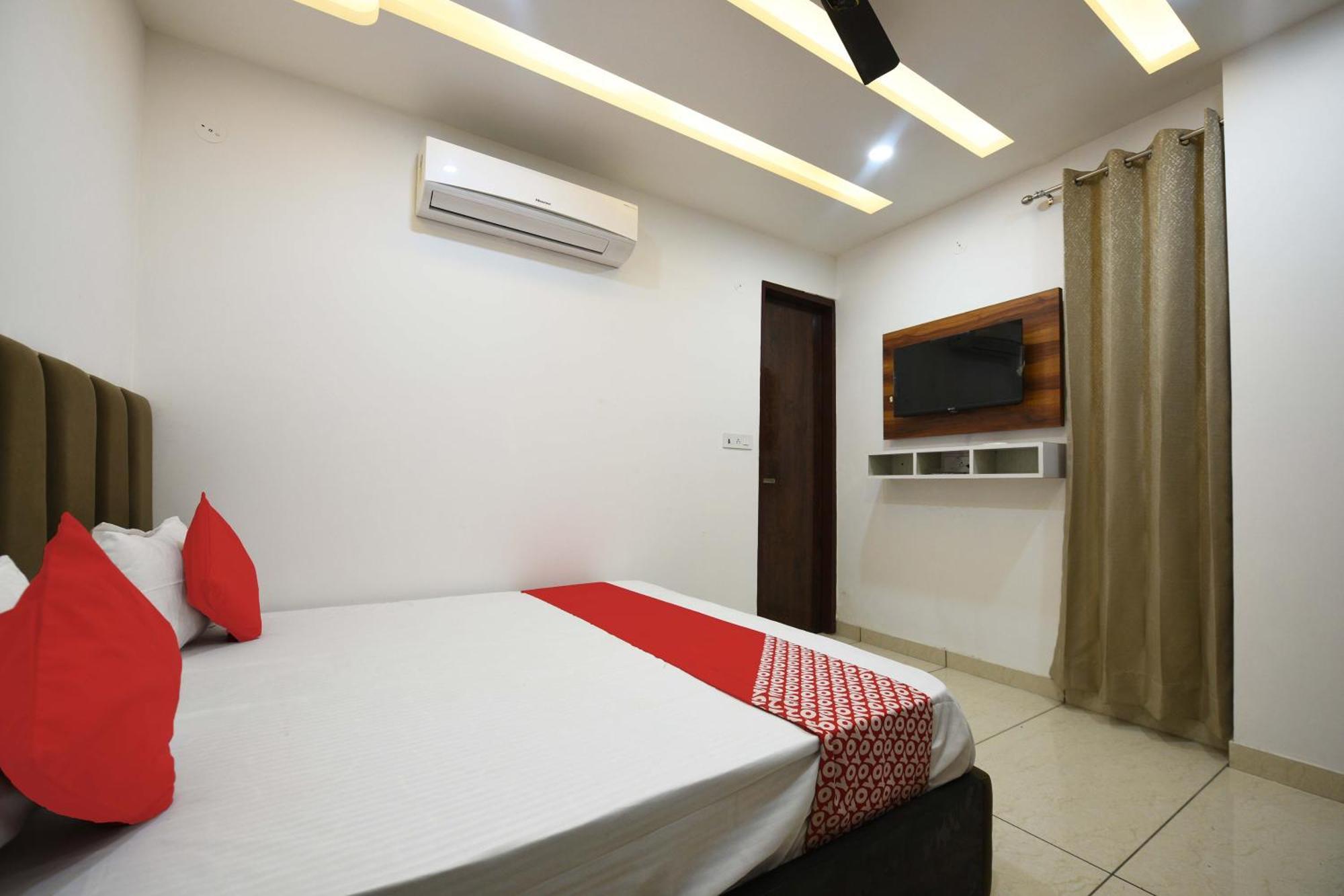 Hotel O Empire State Delhi  Buitenkant foto