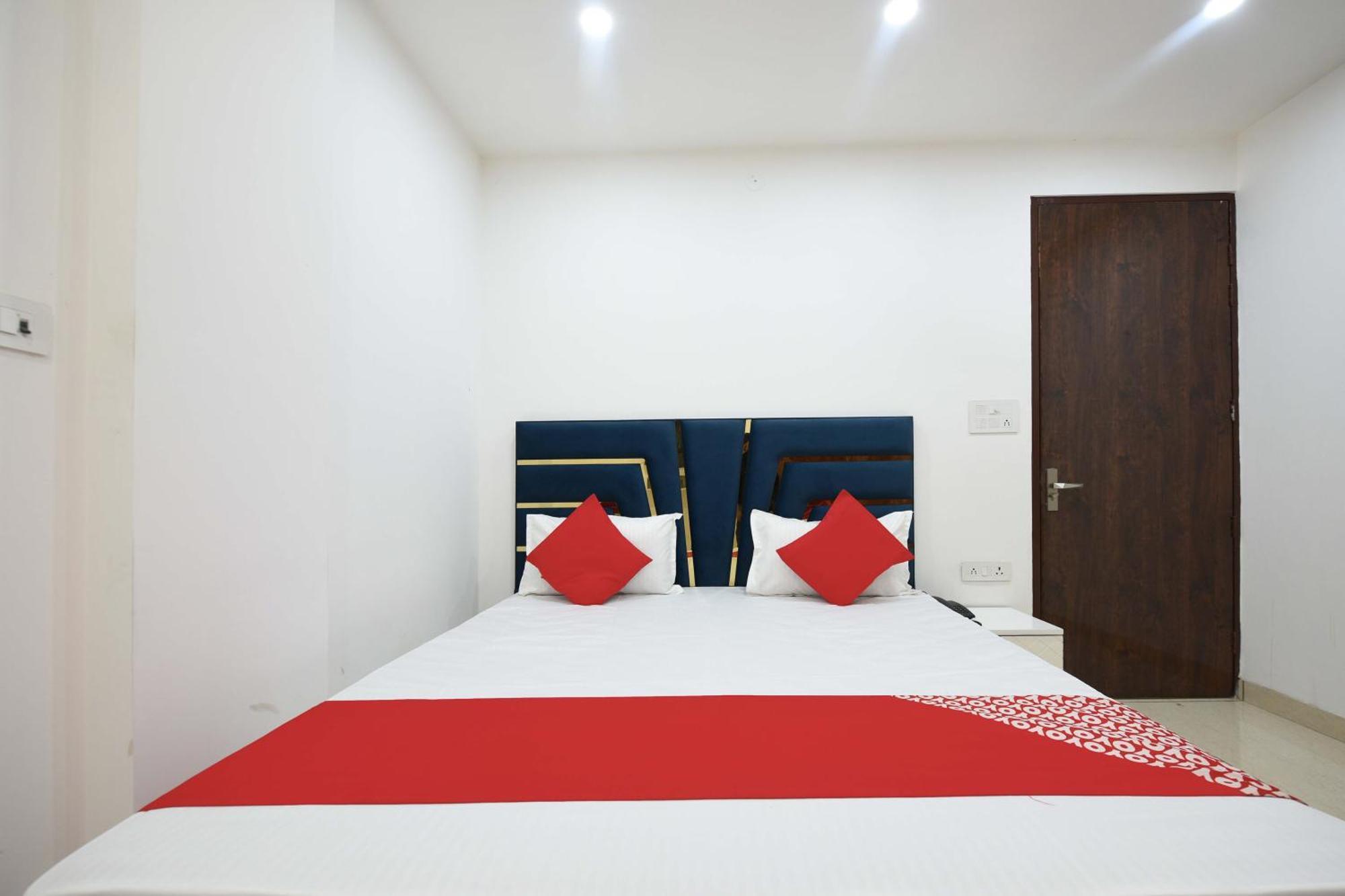Hotel O Empire State Delhi  Buitenkant foto