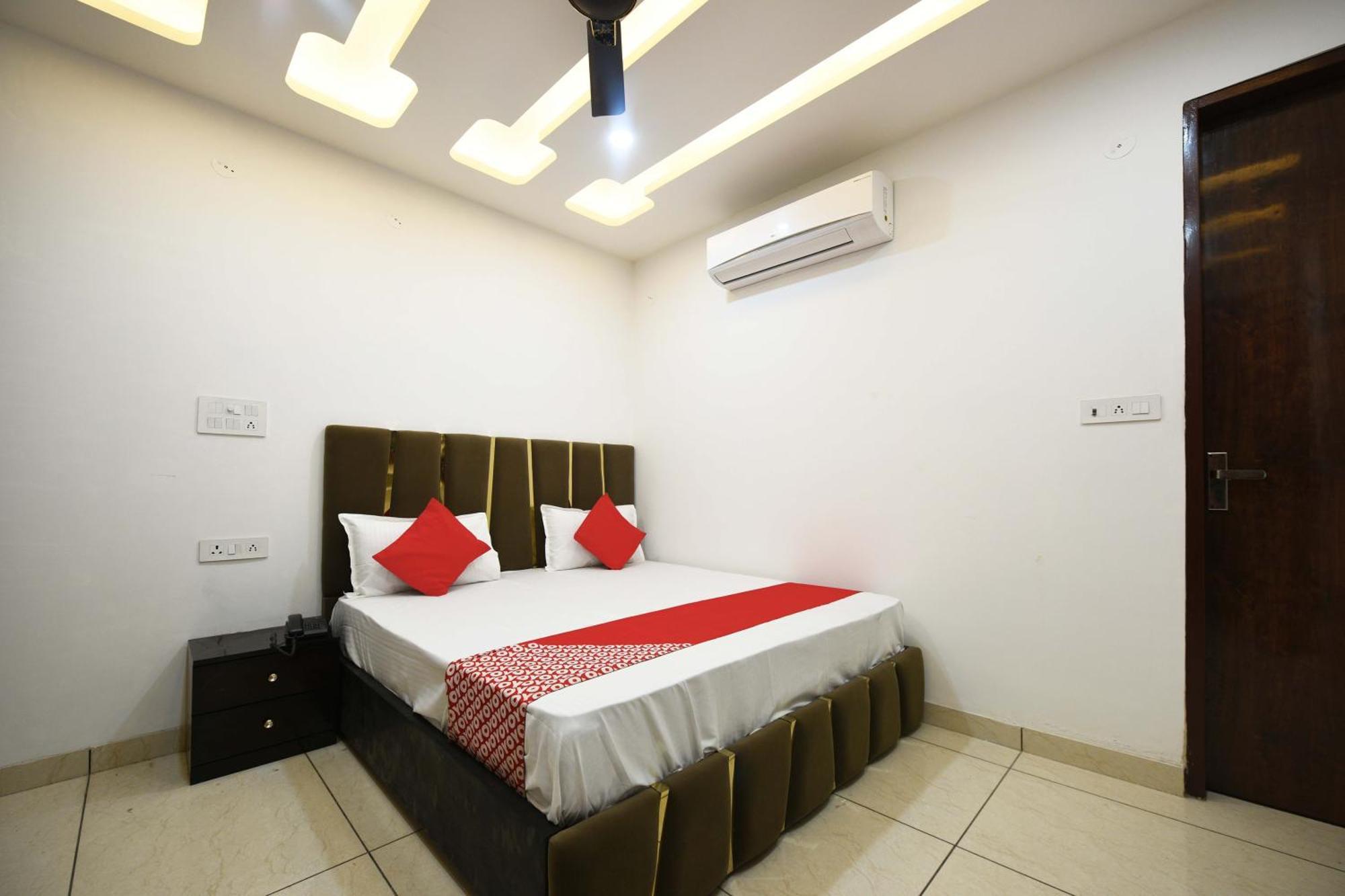 Hotel O Empire State Delhi  Buitenkant foto