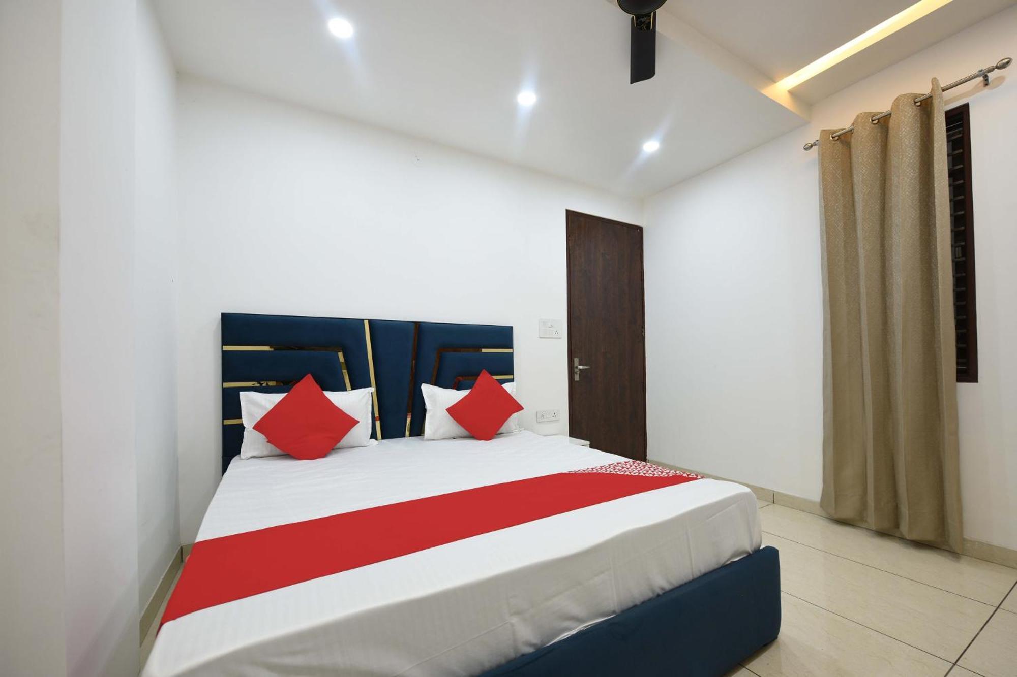 Hotel O Empire State Delhi  Buitenkant foto